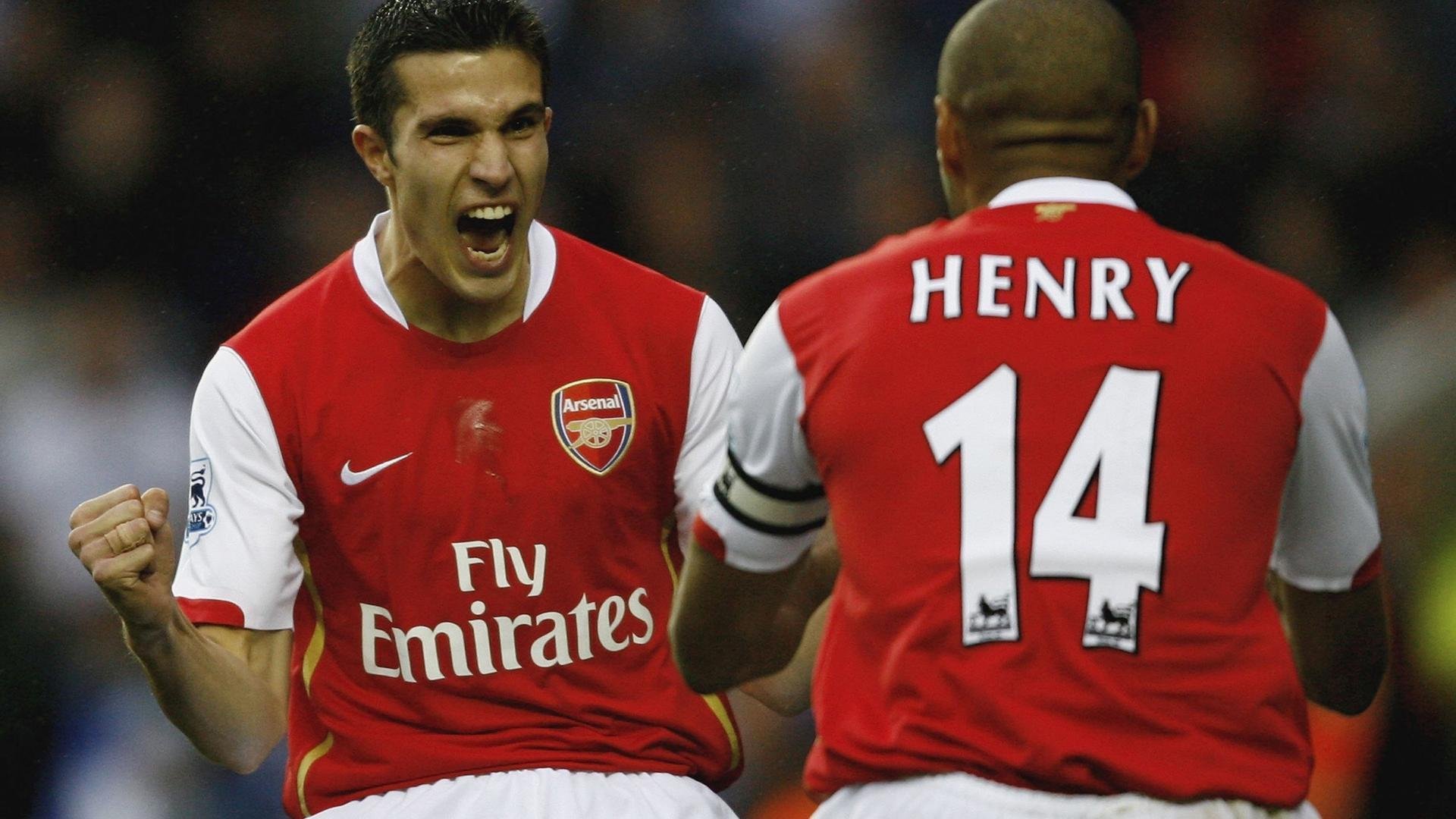 C罗新赛季表现稳定仍为球队核心人物，c罗新造型